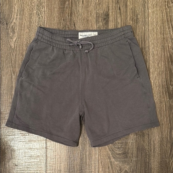 Abercrombie & Fitch Gray Athletic Shorts with Elastic Waistband - Picture 1 of 3